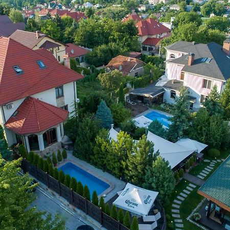 Diplomat Club Hotel Kiszyniów Zewnętrze zdjęcie