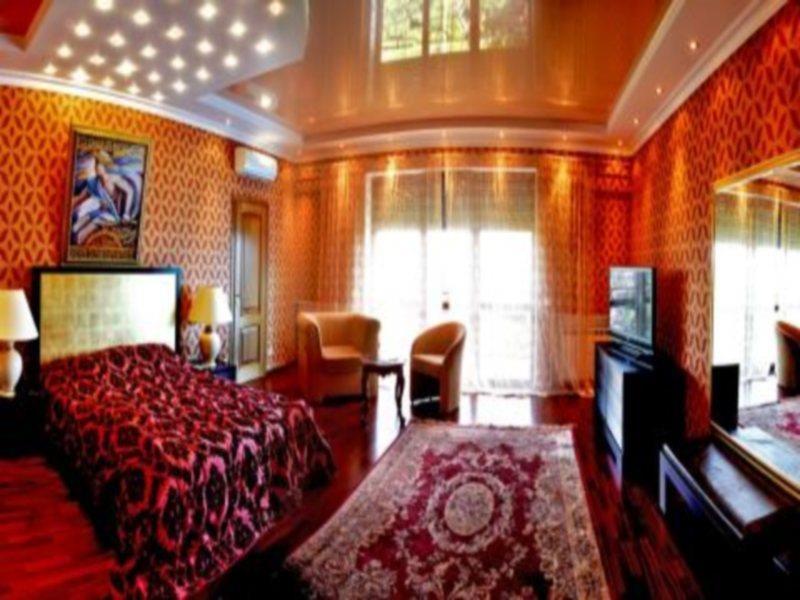 Diplomat Club Hotel Kiszyniów Zewnętrze zdjęcie