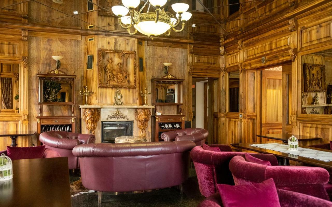 Diplomat Club Hotel Kiszyniów Zewnętrze zdjęcie
