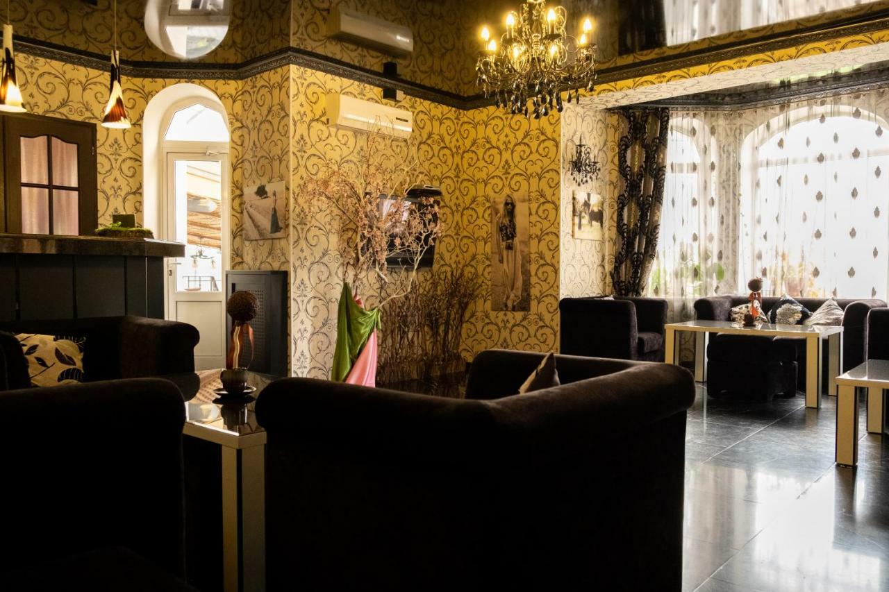 Diplomat Club Hotel Kiszyniów Zewnętrze zdjęcie