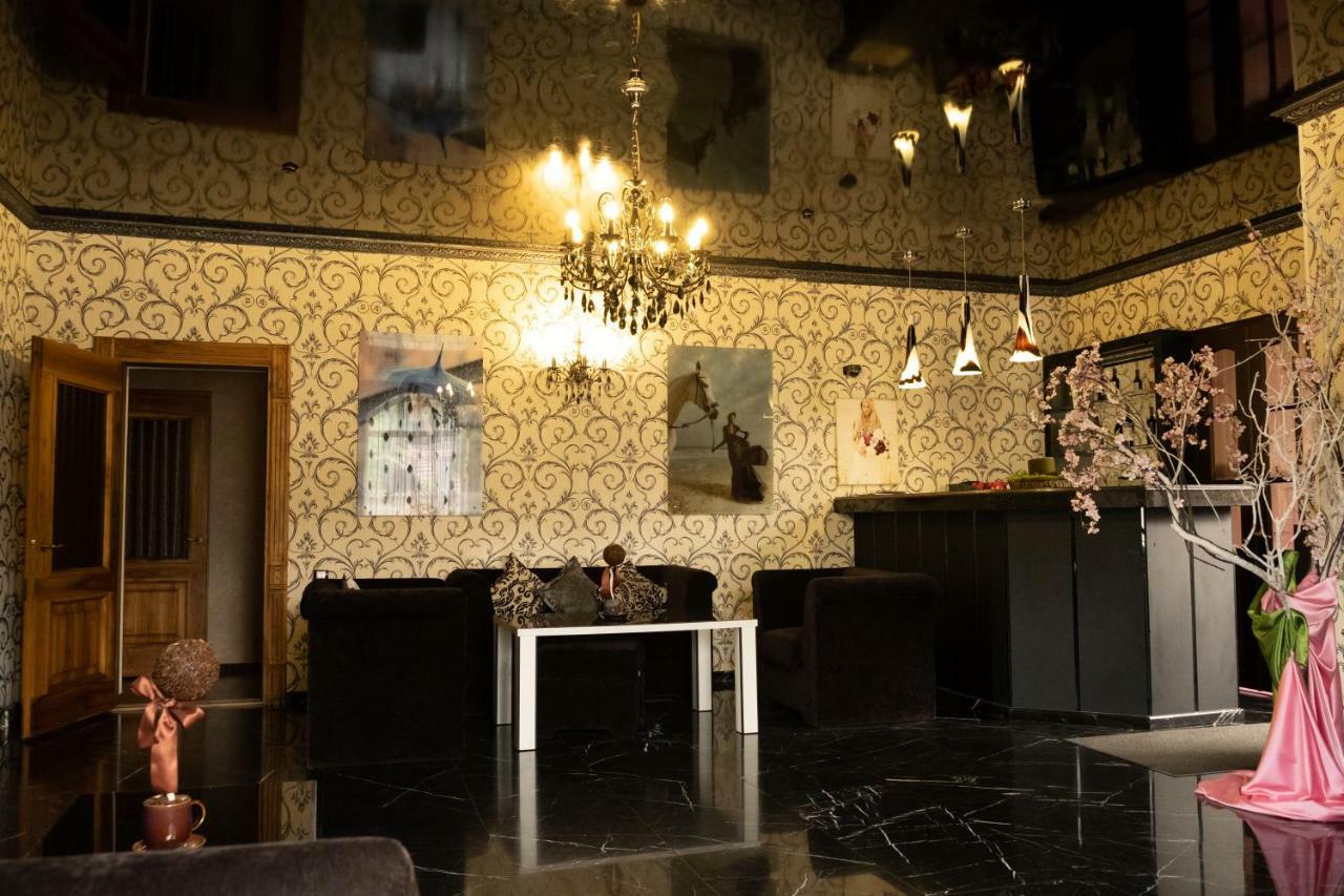 Diplomat Club Hotel Kiszyniów Zewnętrze zdjęcie