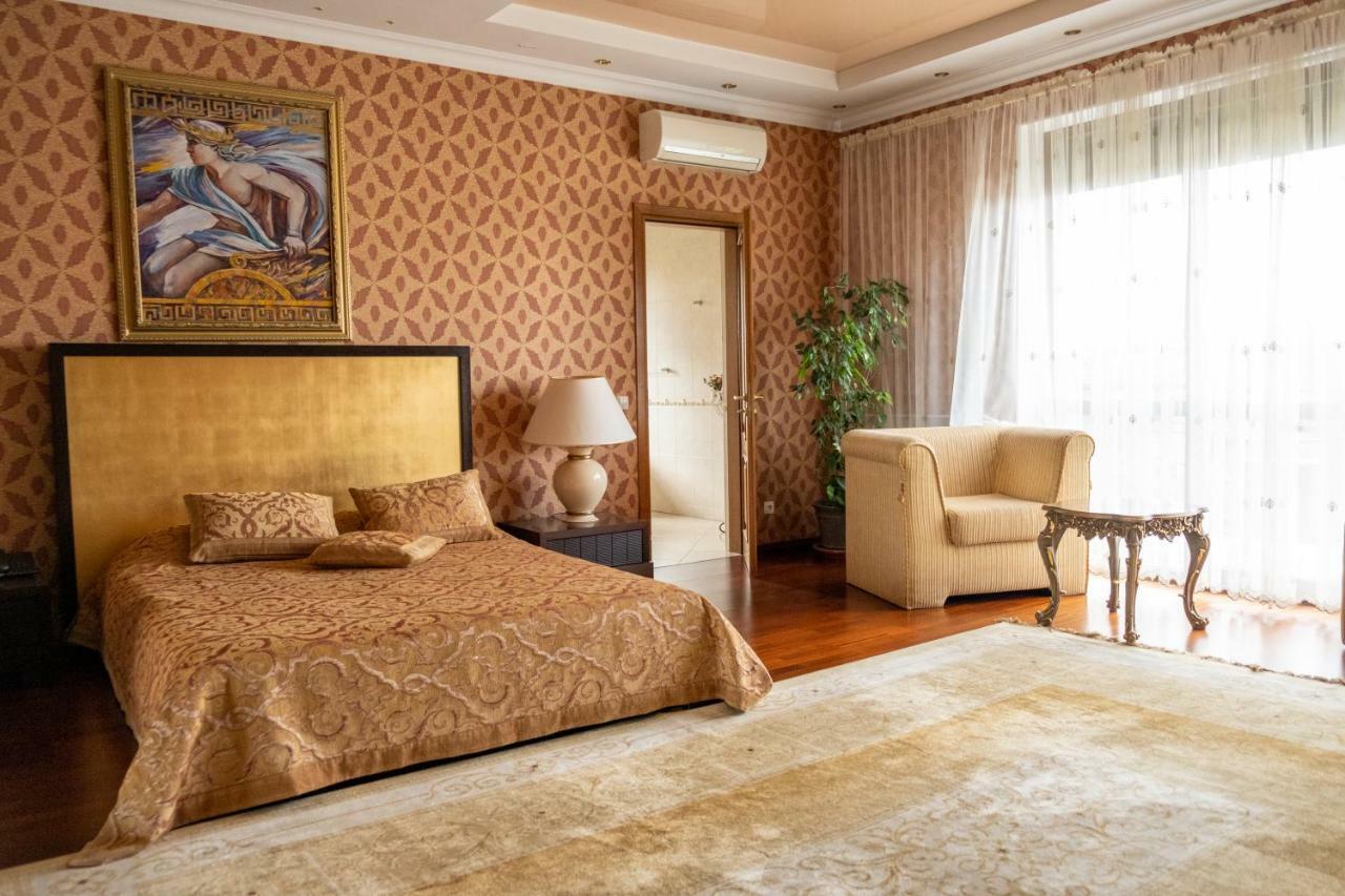 Diplomat Club Hotel Kiszyniów Zewnętrze zdjęcie