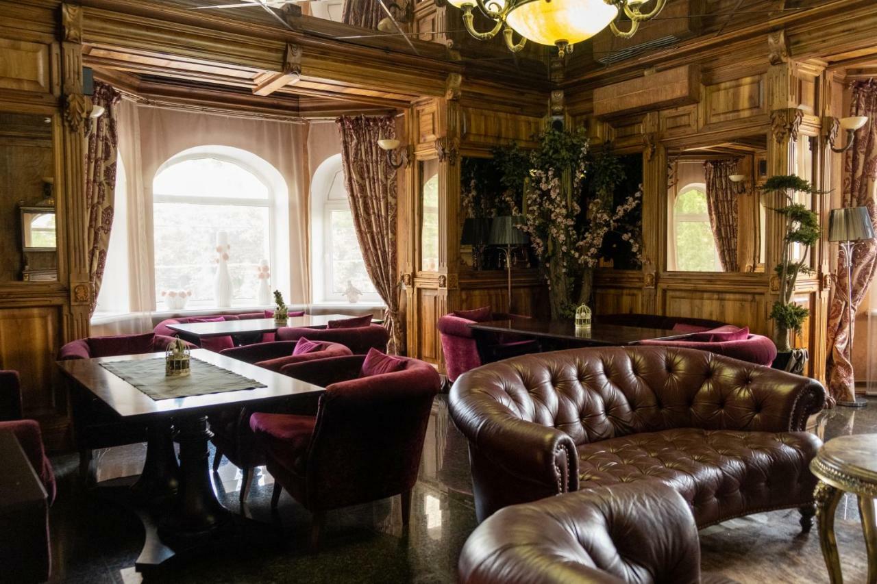 Diplomat Club Hotel Kiszyniów Zewnętrze zdjęcie