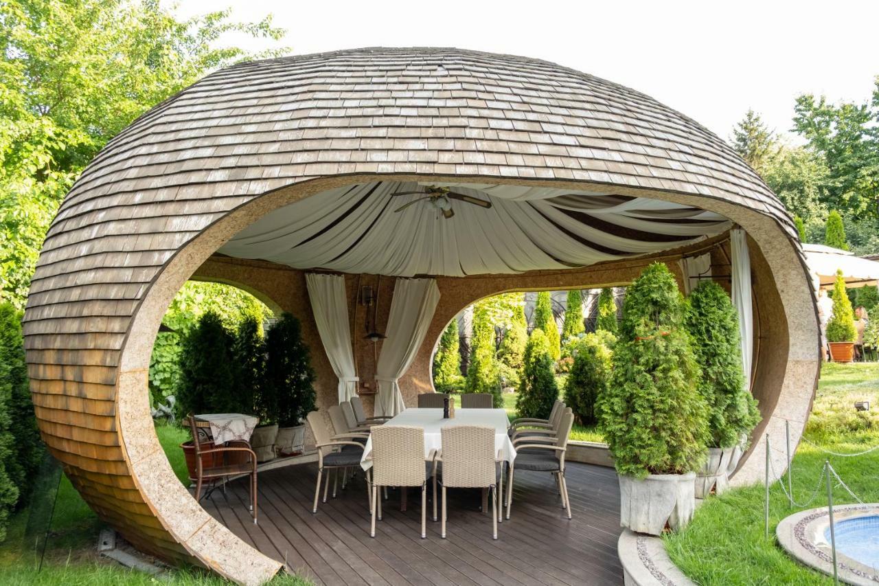 Diplomat Club Hotel Kiszyniów Zewnętrze zdjęcie